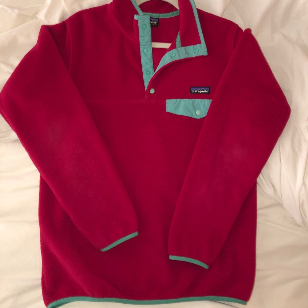 Women’s Patagonia Synchilla Hot Pink Pullover